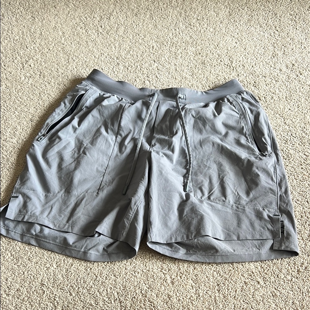 Men’s lululemon athletica Light Gray Athletic Shorts